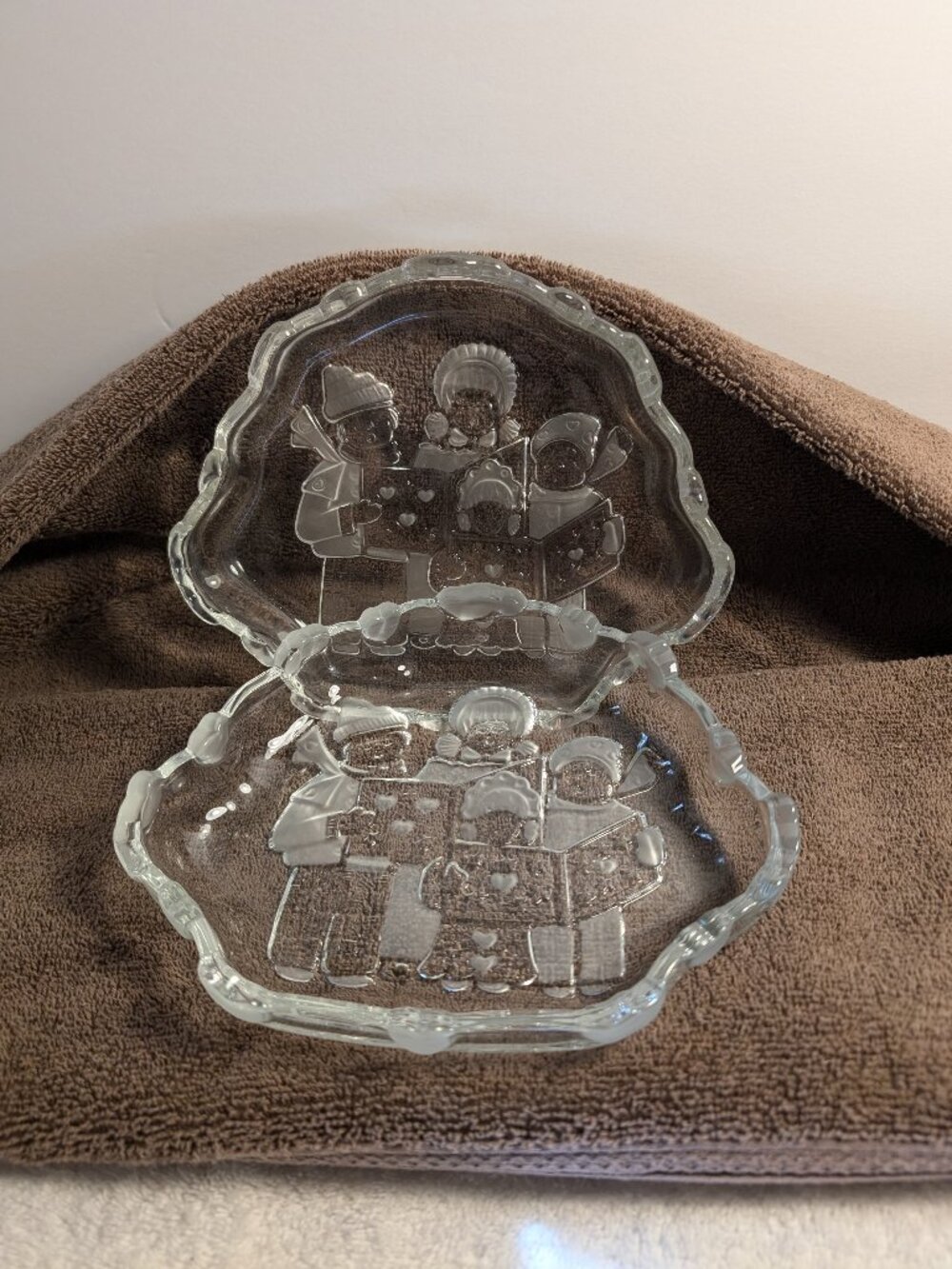 VINTAGE MIKASA CAROLERS COLLECTION SWEET DISH (SET OF 2)